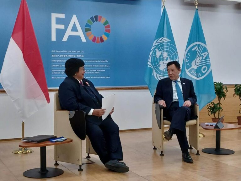 Pertemuan Bilateral Menteri LHK-Dirjen FAO, Indonesia’s FOLU Net Sink 2030 Dibahas