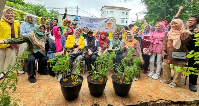 SIL UI Kenalkan Urban Farming POTKOBU, Solusi Kemandirian Pangan Segar dan Sehat