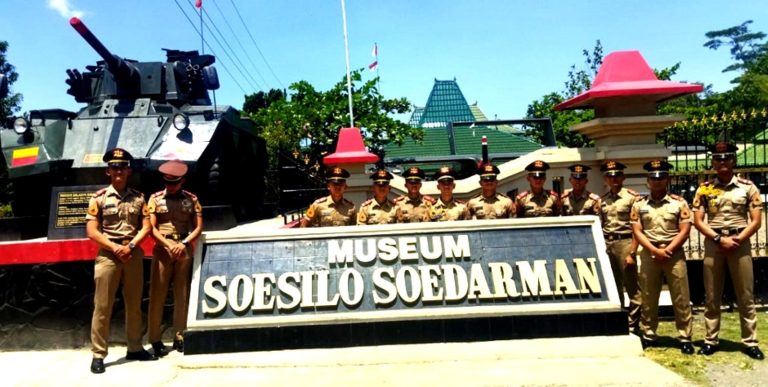 Museum Soesilo Soedarman Buka Wawasan Taruna Akmil