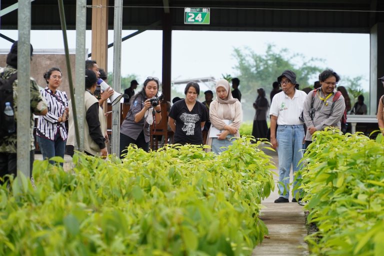 Kunjungi Persemaian Rumpin, Jurnalis Pelajari Peran Strategis Rehabilitasi dalam Agenda FOLU Net Sink 2030