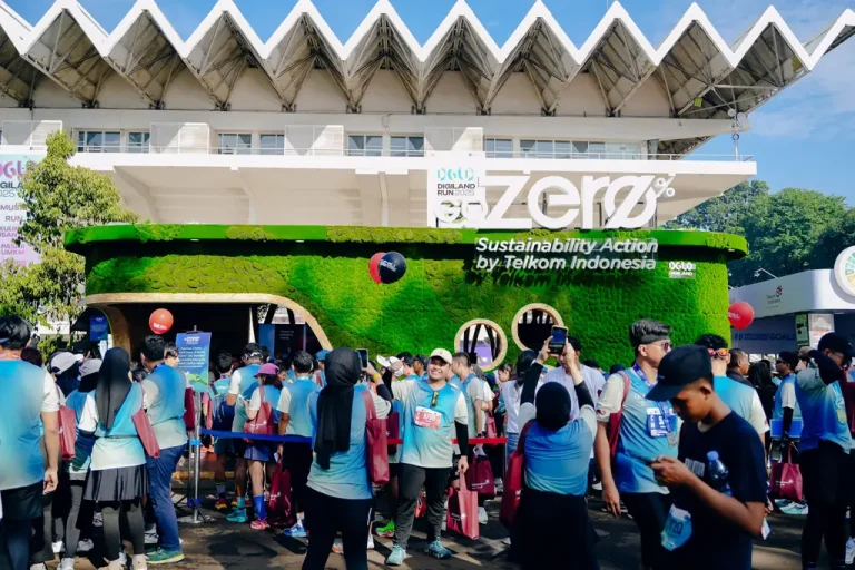 Telkom Hitung Jejak Karbon dan Kompensasi Emisi Digiland 2025 Lewat Aksi Nyata Lingkungan