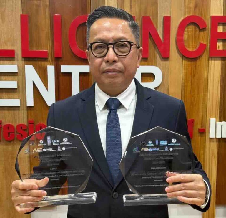 Gakkum LHK Raih Penghargaan Internasional dari Badan-Badan PBB dan INTERPOL