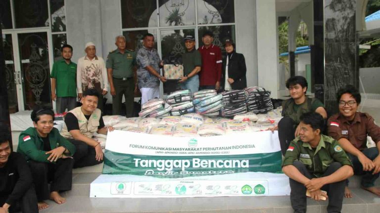 Bantuan tahap kedua: Kehadiran Forum Masyarakat Perhutanan di Desa Lama Baru Sumatera Utara