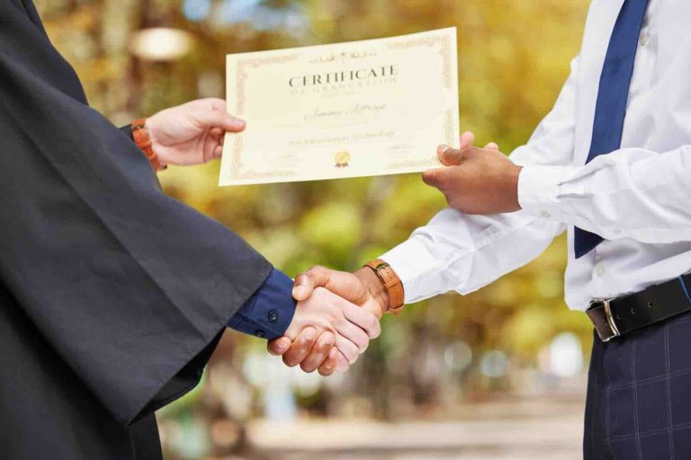 Quantum HRM Internasional dan Transformasia Sinergi Perkuat Kolaborasi Strategis Pengembangan SDM