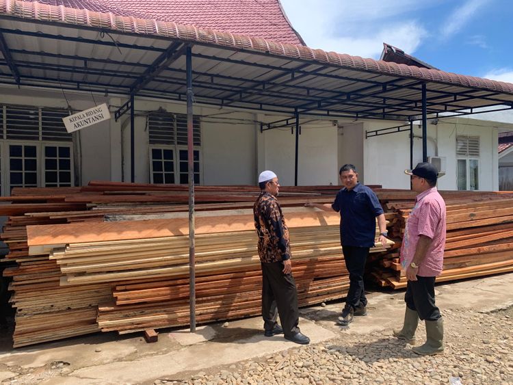 Puluhan Unit Huntara Terbangun dari Kayu Pascabanjir Aceh dan Sumut