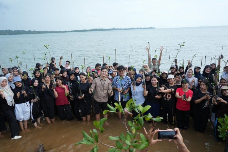 Generasi Muda Garda Terdepan Ketahanan Pesisir: Komitmen Nyata Lewat Mangrove Goes To School