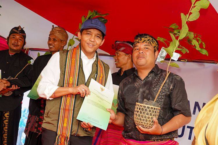 Akses Legal Kelola Hutan Diperkuat, 560 Hektare Lahan Diberikan ke Masyarakat NTB