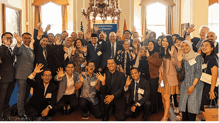 29 Diplomat dan Profesional Muda Indonesia Lulus dari Program Diplomasi Bergengsi Universitas Georgetown