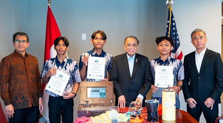 CanSat: Satelit Kaleng dan Prestasi Gemilang Tim Indonesia di Panggung Dunia