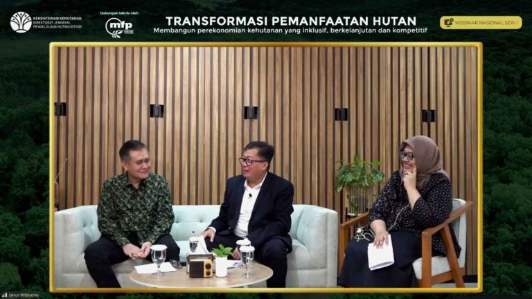 Kementerian Kehutanan Gelar Konsultasi Publik Guna Membangun Perekonomian Kehutanan yang Inklusif, Berkelanjutan, dan Kompetitif