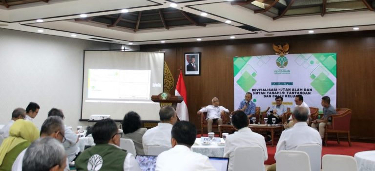 Revitalisasi Hutan Alam dan Hutan Tanaman Perkuat Arah Baru Kehutanan Berkelanjutan